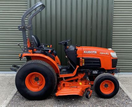 Kubota B3030